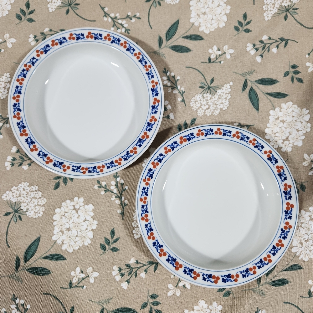 Dansk Bistro Kronborg Red Berries & Leaves Rim Soup Bowls Vintage Dansk NR Japan